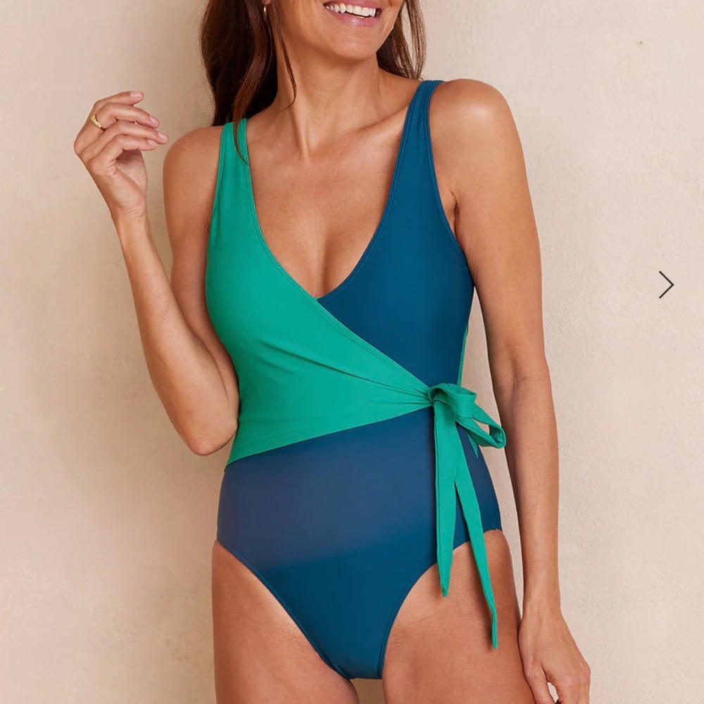 NWT SIZE 10 Summersalt The Perfect Wrap  in seaweed and seaglass